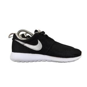 Nike Shoes Kids 5Y Sneakers Athletic Roshe One Active Lifestyle Black Silver Low